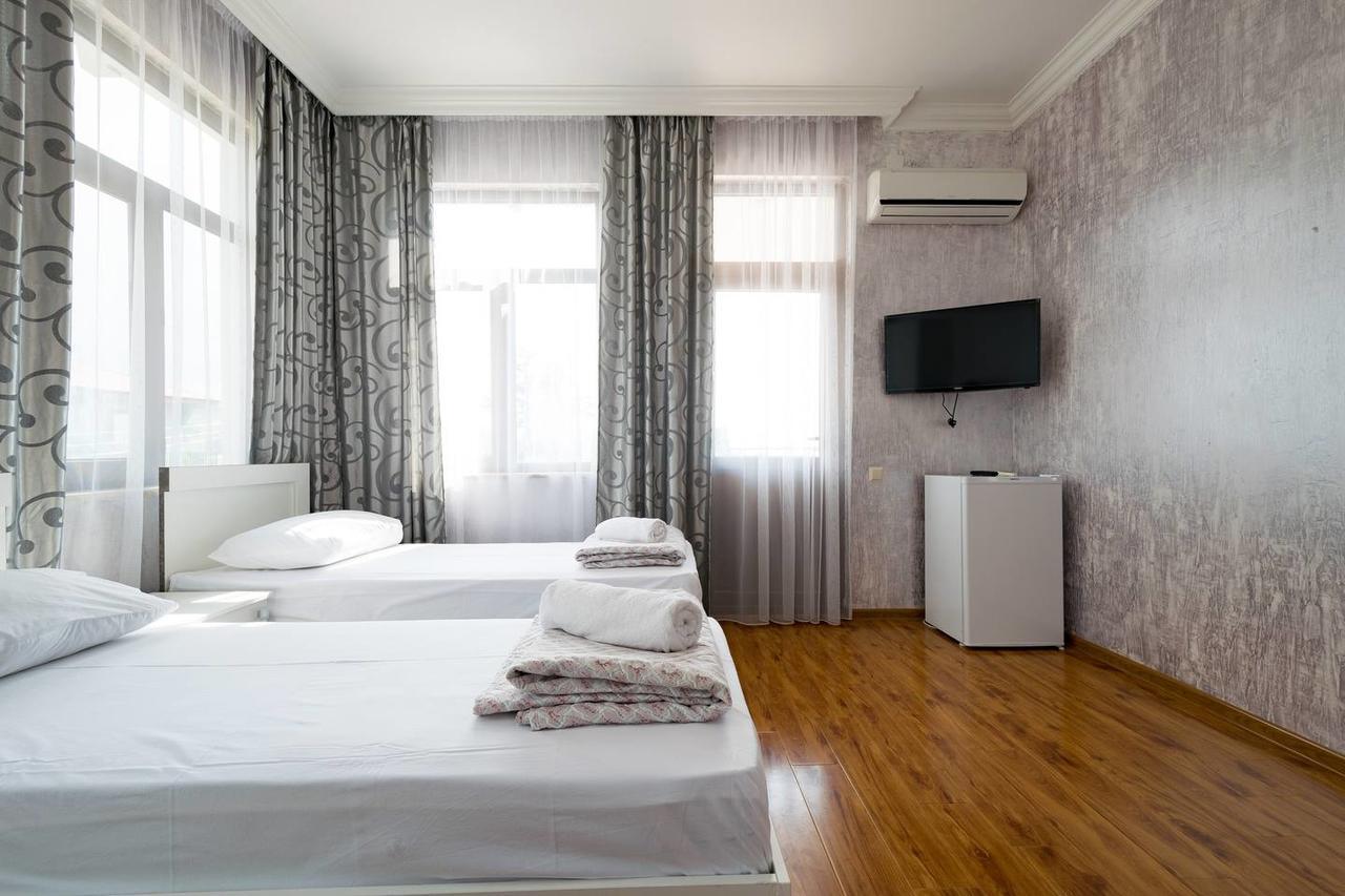 Sunny Hotel Batumi Makhinjauri Εξωτερικό φωτογραφία